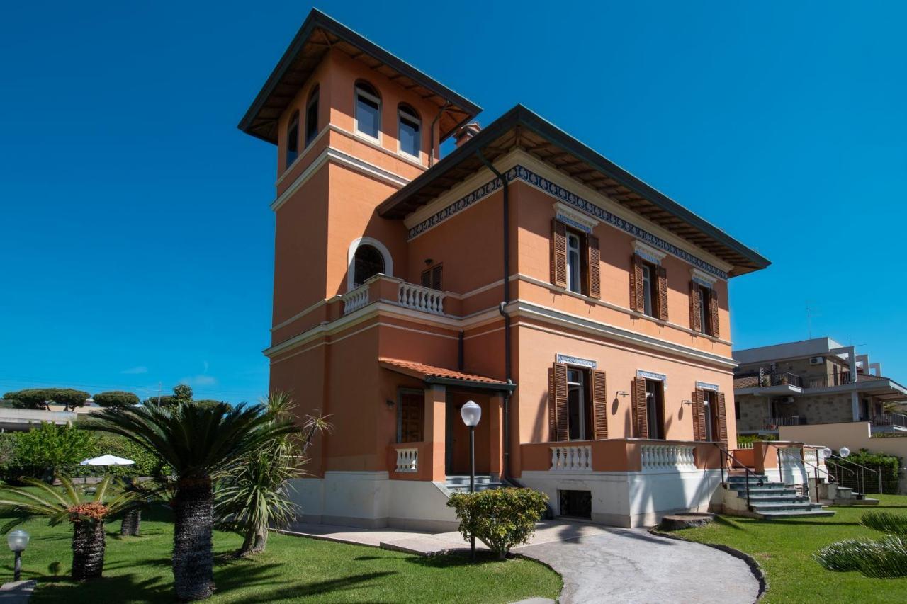 Palazzo Moresco Santa Marinella Ngoại thất bức ảnh