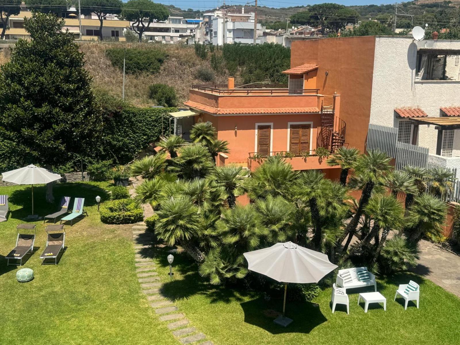Palazzo Moresco Santa Marinella Ngoại thất bức ảnh
